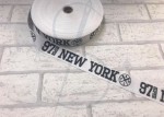 Taśma lampasowa z napisem " New York 97 "  30mm szerokość  biała
