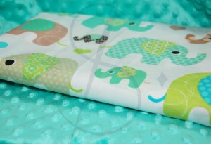 Słonie seledynowe- tkanina bawełniana (1)